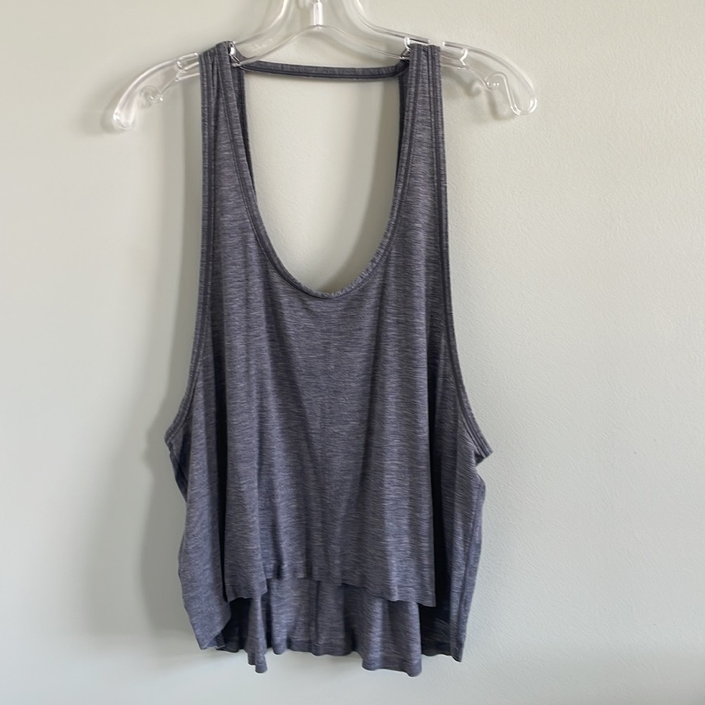 lululemon Tank - Picture 6 of 8